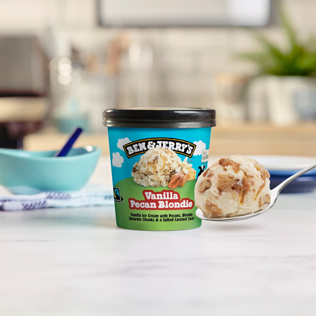 Lody Vanilla Pecan Blondie 3 / 4